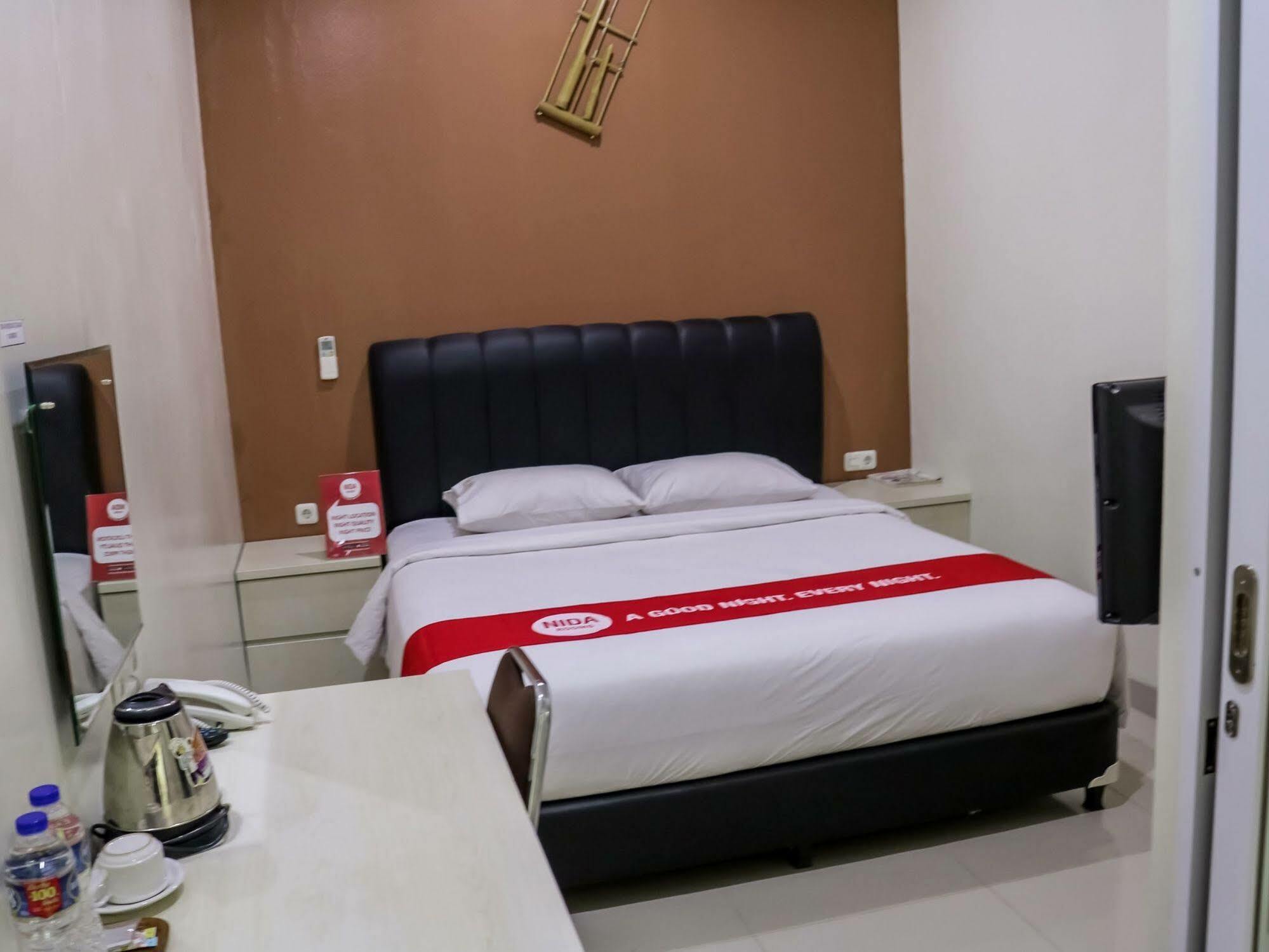 Nida Surya Samantri Coblong Hotel 2*